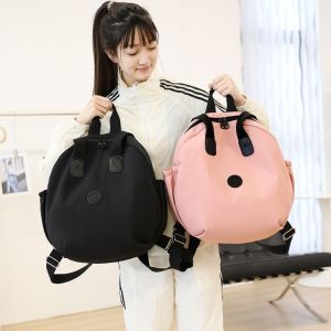 DINAH สไตล์เกาหลีแบบ กระเป๋าเป้ไนลอนว่ายน้ำ สีทึบทึบ จุได้มาก กระเป๋าฟิตเนส ลำลองแบบสบายๆ การออกแบบเฉพาะ กระเป๋าสะพายไหล่ทรงกลม สำหรับผู้หญิง