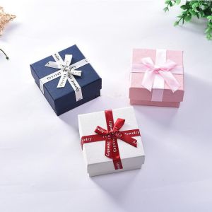 Gift Box Kotak Cincin Gelang Hadiah Valentine Ulang Tahun Dus G004