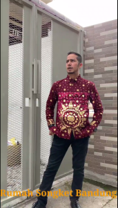 (BISA COD)KEMEJA MOTIF MATAHARI PRINTING PABRIK PREMIUM FULL PURING KANCING MEWAH ADA TANGAN PENDEK DAN PANJANG REAL PIC UNTUK COUPLE SYAHRINI GAMIS/GAUNHIJABSALE TUNIK KURUNG MATAHARI/ BATIK JUPRI/ GALLERYKEBAYA / RUMAH SONGKET BANDUNG /SONGKET PALEMBANG
