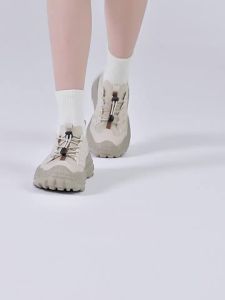 รองเท้าผู้หญิง Jeep รองเท้าเดินป่ากันลื่นพื้นหนาแบบใหม่ฤดูใบไม้ผลิและฤดูร้อน