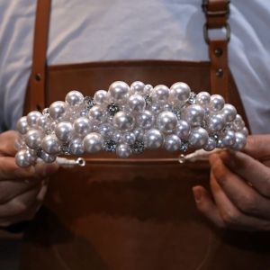 Vintage Pearls Crystal Bridal Headband Evening Handmade Design Wedding Tiaras Bridesmaid Hair Accessory for Brides