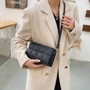 🌟  Trendy Korean Women’s Small Square Pattern Shoulder Sling Bag 女包新款包包女文艺单肩包小众设计斜挎包潮流女包