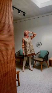 Atasan Tunik Batik & Dres Batik Kasual untuk Wanita