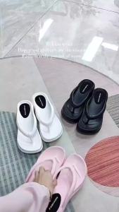 [Free Shipping] WomenS Wedge Sandals Platform Flip-Flops Thick-Soled Outdoor Beach Shoes Simple High-Heeled Sandals