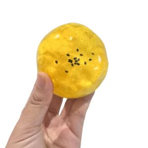 OOC Giòn Đồ chơi bóp hình bánh ngọt nhân lòng đỏ trứng Tách nứt Hiệu ứng âm thanh Quả bóng làm thủ công. Mới lạ Nhào bột Đồ chơi giảm căng thẳng hình thức ăn Đồ chơi để bàn làm việc