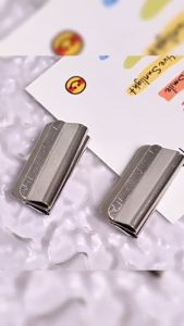Moda 1 Pair Magnetic Curtain Clips Nail-Free No-Sew Closure Clamps Anti Light Leakage Curtain Accessories