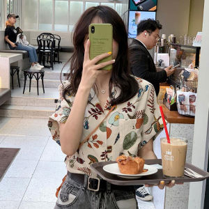 LEAShop เสื้อฮาวายสไตล์วินเทจคอวีเก๋ๆ ต้อนรับซัมเมอร์ด้วยความชิค เก๋ ไม่ซ้ำใคร