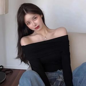 Off Shoulder Top French Collarbone Exposed Long Sleeved T-Shirt Spring And Autumn High End Lining Women Clothing Aesthetic Tee