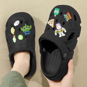 Free Shipping WomenS Summer Outdoor Clogs Non-Slip Thick-Soled New Cartoon Design Closed-Toe Beach Sandals Nurse Style