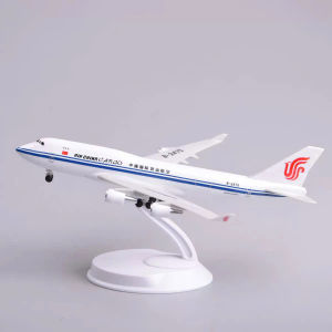 Mô hình máy bay Boeing 747/400 Cargo dài 20cm mở được khoang mũi