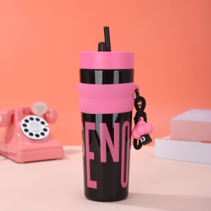 【Hot Sale】900ml Large Capacity Water Bottle With Straw Portable Plastic Bottle Straw Cup Leakproof Non-Toxic Sports Bottle For Gym Fitness Camping Travel BPA Free【xlmi】