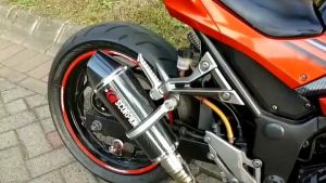 SILINCER/KNALPOT SCORPION UNTUK MOTOR CB150R/NINJA250R