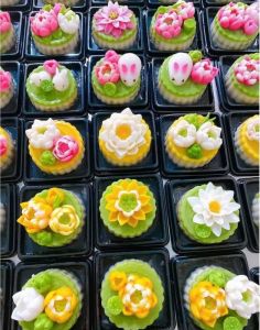 SET 50 Hộp Nhựa Vuông XY12-12 Đế Đen Đựng Bánh Trung Thu 250gr