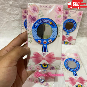 ( isi 50 pcs ) souvenir cermin doraemon kemas alas shaby