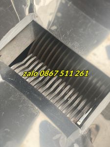 Máy thái cá mồi chạy xăng năng suất cao tại Long An