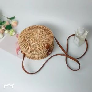 Vietnam Rattan Woven round Leather Buckle Shoulder Crossbody Bag   Ladys Bags Popular European and American Rattan Bag Travel Vacation