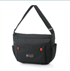 Tas Selempang Pria Casual & Tas Bahu Traveling Sling Bag