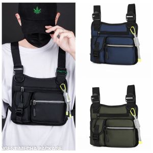 CRYST ผ้าอ๊อกซ์ฟอร์ด กระเป๋าคาดอกผู้ชาย จุได้มาก กระเป๋าหลายช่อง กระเป๋าเสื้อกั๊กของผู้ชาย ซิปมีซิป มีแถบสะท้อนแสง กระเป๋า Crossbody ข้อความ ใช้ได้ทุกเพศ