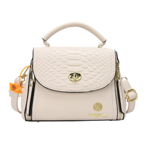 [BISA COD] b8004  free dust bag and certificate tas wanita fashion premium tas terpopular slingbag wanita terkiniian dan cantik