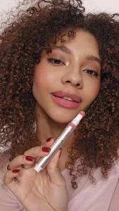 tarte maracuja juicy plumping lip oil