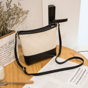 TAS SELEMPANG BAHU WANITA SIMPLE IMPORT SHOULDER BAG SLINGBAG BAHAN PU BERKUALITAS JALAN ACARA LIBURAN MALL BREANDED