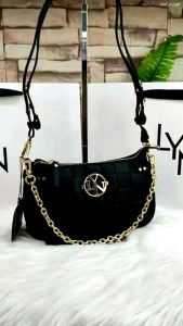 กระเป๋าสะพายไหล่ LYN Bristol 8.5"