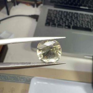 3855U-ĐÁ MẶT TRĂNG VÀNG NHẠT labaradorite ( THIÊN NHIÊN ) KHÔNG XỬ LÝ