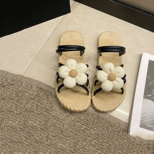 KSHU7 Weave Design Women Flat Slippers Vacation Anti-skid Summer Flower Slippers Cute Bohemian Beach Flip Flops Streetwear