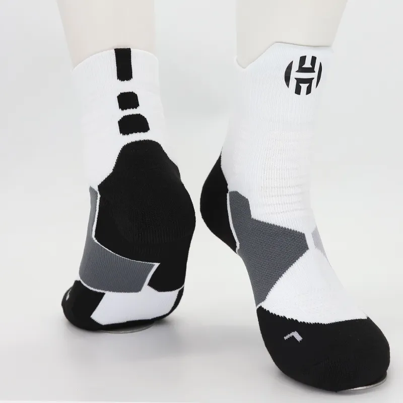 Elite socks kyrie hotsell