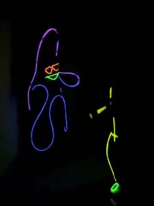 【SG Ready Stock】100PCS Party Glow Light Stick DIY Accessories Glow Necklaces Neon DIY Glow Stick Light Stick