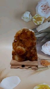 KRISTAL SG: Golden Carmel Big Tooth Geode/黄金焦糖大牙晶镇