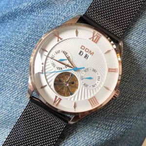 đồng hồ hiệu DOM hàng đấu giá nước ngoài độ mới cao 98%. nguyên zin