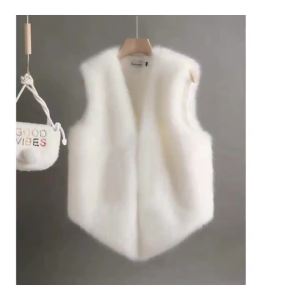 แจ็คเก็ตขนกระต่ายหรูหราใหม่สำหรับฤดูใบไม้ร่วงและฤดูหนาว แจ็คเก็ตผู้หญิงแบบเกาหลี แจ็คเก็ตโค้ตผู้หญิงแบบสั้นขนเทียม