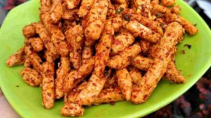 Basreng 100gram Basreng Kriuk Basreng Renyah Basreng Original Basreng pedas Basreng Extrapedas Basreng Enak Gurih Basreng Kekinian Basreng Viral Basreng kriuk Mantap Basreng Baso goreng Kering