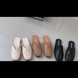 【Free Shipping】Plus-size womens open-toe slippers for outdoor wear 2025 summer new style flat sandals Korean-style square-toe fashion shoes
