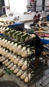 2025 New Embroidered Cloth Shoes For Women Linen Breathable Round-Toe Slip-On Ethnic Style Shoes