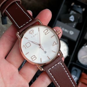 Watchhiend นาฬิกาข้อมือแฟชั่นชาย หน้าปัดขนาด 45 มม. แบรนแท้ สายหนัง มีวันที่ พร้อมกล่องแบรนด์แถมฟรี