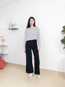 TheBlueTshirt - Áo thun croptop kẻ sọc tay dài cổ tròn cho nữ - Favorite Tee