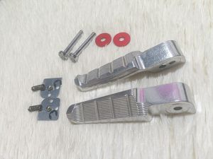 Gác chân sau takegawa bật bi cho xe máy honda