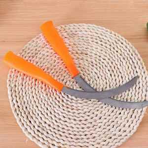 Liềm Cắt Cỏ Cắt Lúa Thép Sắc Bén Tay Cầm Cán Nhựa Đúc Sử Dụng Trong Nông nghiệp