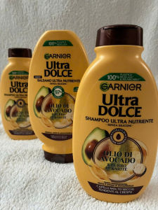DẦU GỘI GARNIER ULTRA DOLCE 250ML CHIẾT XUẤT TỪ QUẢ BƠ - HÀNG NHẬP Ý