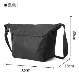 MOYYI Promotional Simple Practical Outdoor Travelling Leisure Men Messenger Bags Male School Sports Crossbody Shoulder Bag Waterproof Large Space Recycled Nylon Canvas Cross Body Over The Shoulder Bag