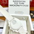 นาฬิกาOmega x Swatch Mission to the MOONPHASE (Snoopy) รุ่นใหม่ *ของแท้100% *แถมฟรี ฟิลม์กันรอยโฟกัส  #Moonswatchsnoopy. 