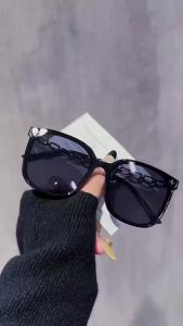 AU Sunglasses 2026 New summer sunglasses with a high-end feel UV protection metal legs womens model slimming effect for round faces sunshade glasses