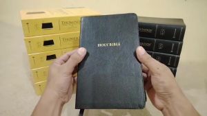 LUXURIOUS EUROPEAN BONDED LEATHER THOMPSON HOLY BIBLE KJV - HANDY SIZE / STUDY BIBLE / COMFORT PRINTFast Shipping
