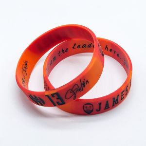 ซื้อ 3 แถม 1 ฟรี สายรัดข้อมือซิลิโคนบาสเกตบอล แฟชั่น สายรัดข้อมือแฟนคลับ James Curry Irving