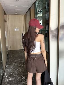 original ALO Womens quick-dry anti-exposure double-layer yoga shorts loose wide-leg running and fitness shorts in stock