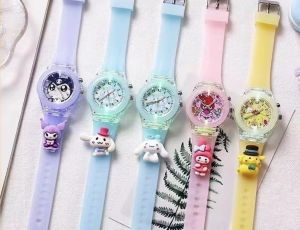 [DK] JAM TANGAN ANAK KARAKTER DIGITAL LAMPU BANYAK WARNA KUROMI MELODY BATMAN IRONMAN SPIDERMAN KARAKTER LENGKAP 598