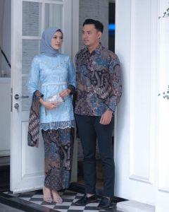 TERLARIS Neza Batik Couple Arunika Blue sky Kebaya Pasangan terbaru 2022 elegan modern brukat pasangan baju kondangan Wisuda