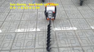 Máy khoan đất  khoan lỗ trồng cây động cơ 2 thì